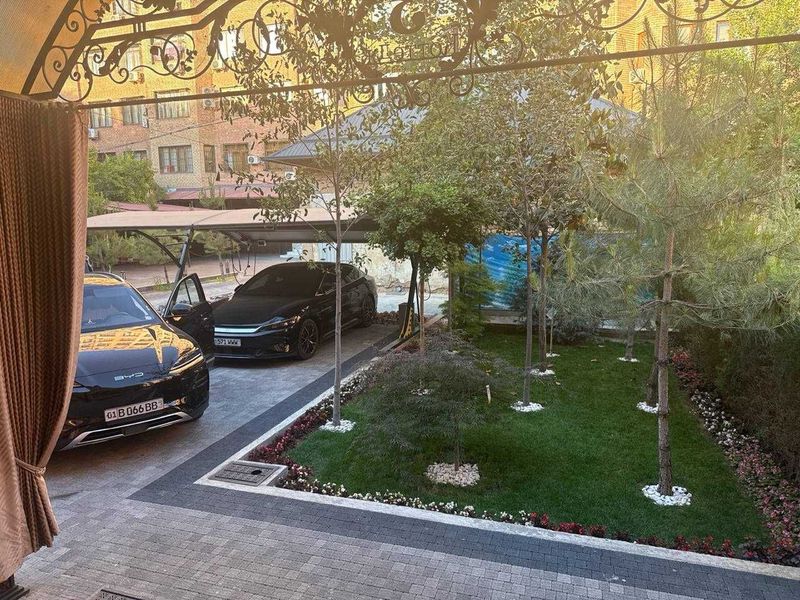 Сдаю свой коттеджный дом на против мирабадского уголовного суда Сдаю свой коттеджный дом на против мирабадского уголовного суда