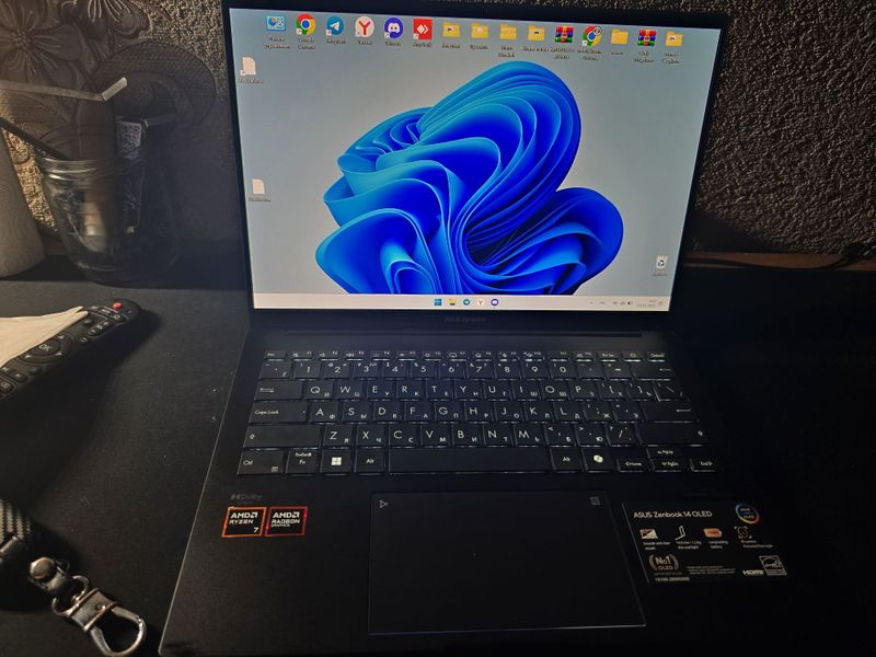 Asus Zenbook 14 OLED Asus Zenbook 14 OLED