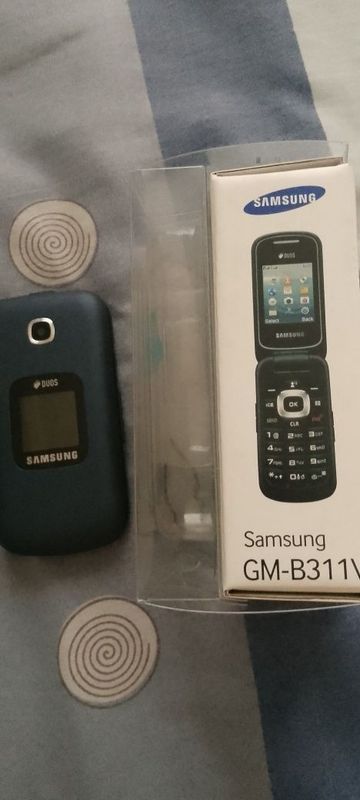 Samsung telefon. Sotiladi.