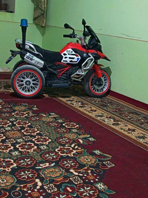 yangi ko'p xaydalmagan kvadrotsikl