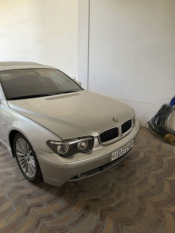 bmw 730i , 4 litr motor, halti yahwi