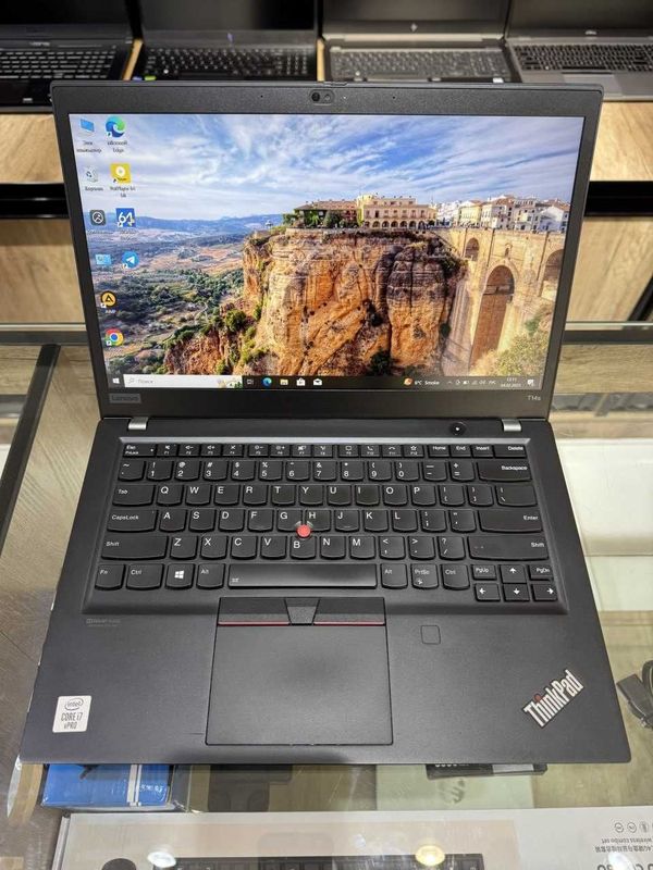 Lenovo ThinkPad T14s Gen1 Core i7-10610U RAM 16 SSD 256