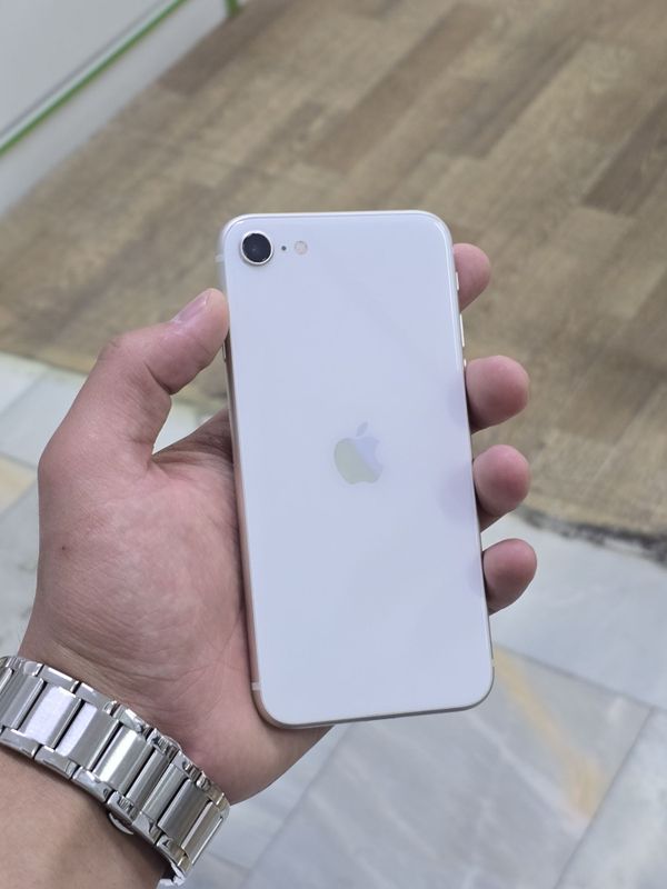 Iphone se 3 xotira 128 Iphone se 3 xotira 128