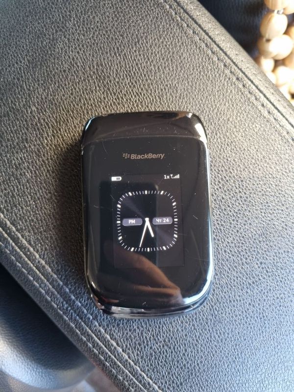 Blackberry 9670 идеал холатда