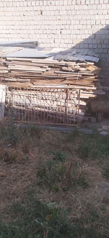 Тахталар сотилади Тахталар сотилади