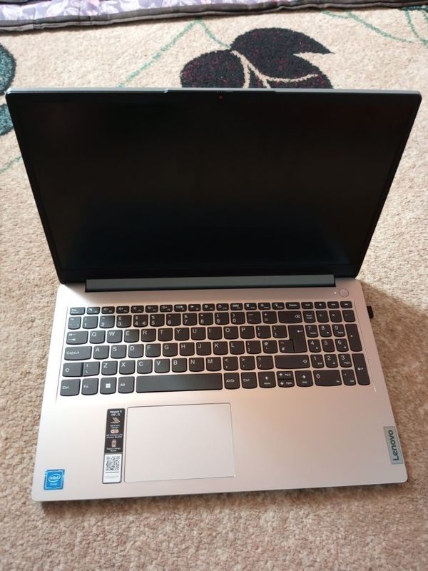 Noutbook Lenovo ofis uchun Noutbook Lenovo ofis uchun