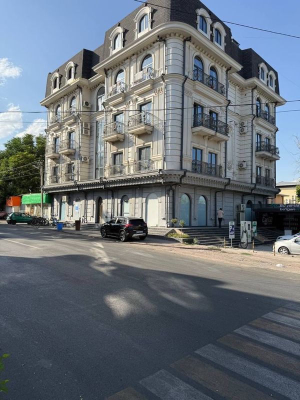Новостройка / Продаётся 323м2 нежилое / Готовый Арендатор Новостройка / Продаётся 323м2 нежилое / Готовый Арендатор
