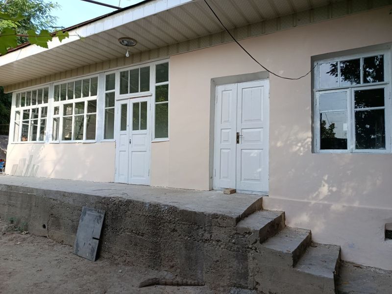 Uy yaxshi xolatda Uy yaxshi xolatda