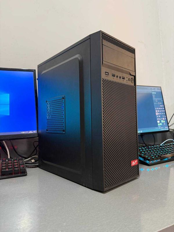 O'yinlar uchun Kuchli DDR4 Kompyuter O'yinlar uchun Kuchli DDR4 Kompyuter