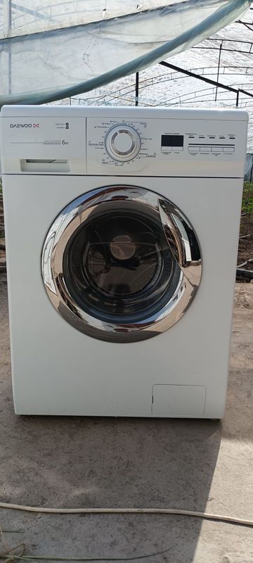 Daewoo kirmoshina sotiladi 6kg Daewoo kirmoshina sotiladi 6kg