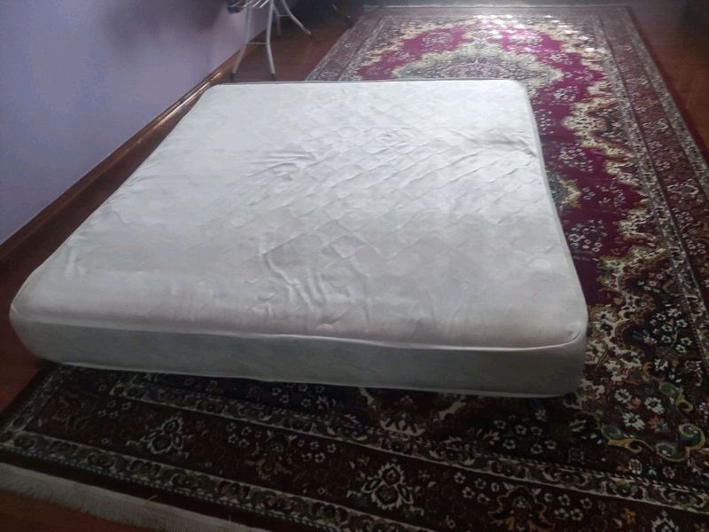 продаю матрас срочно