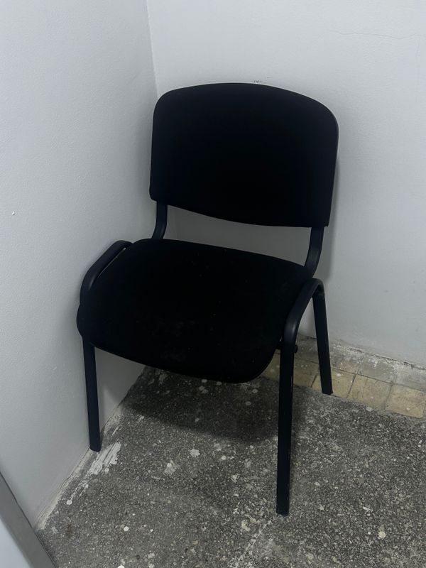 Стул izo сотилади