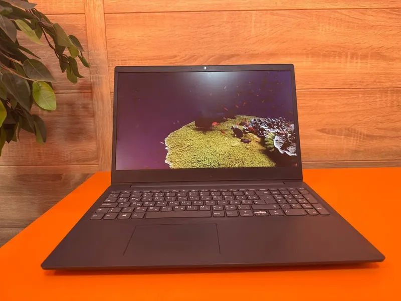 Продаётся ноутбук Lenovo