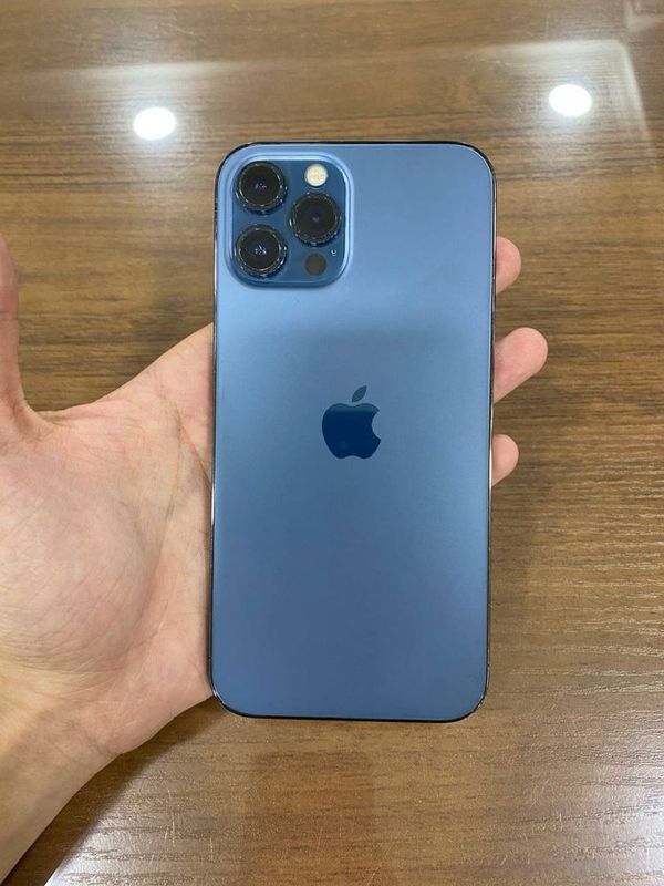 iPhone 12 Po max sotiladi !