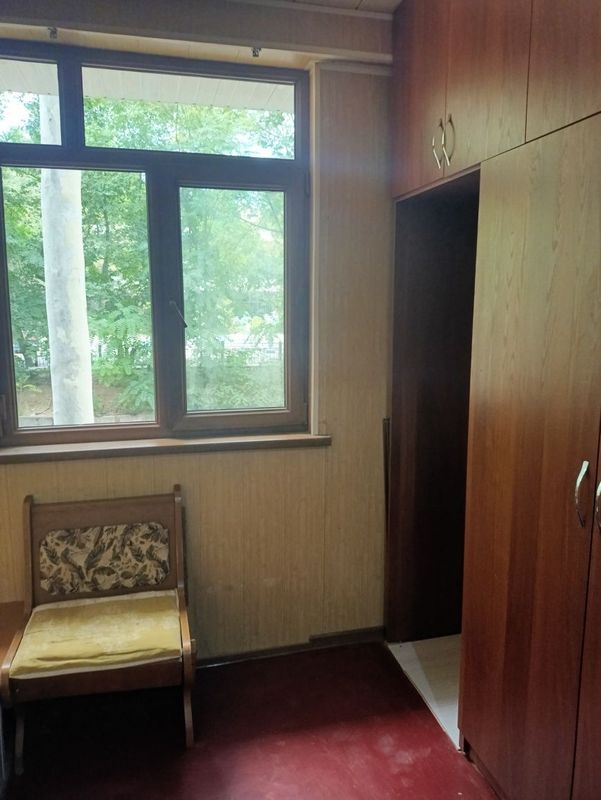 Сдаётся в аренду 3-х комнатная квартира второй этаж ЧИРЧИК Сдаётся в аренду 3-х комнатная квартира второй этаж ЧИРЧИК