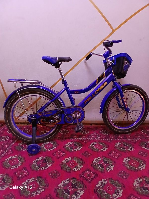 Velosiped sotiladi