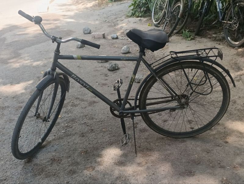 Velosipet sotiladi Velosipet sotiladi