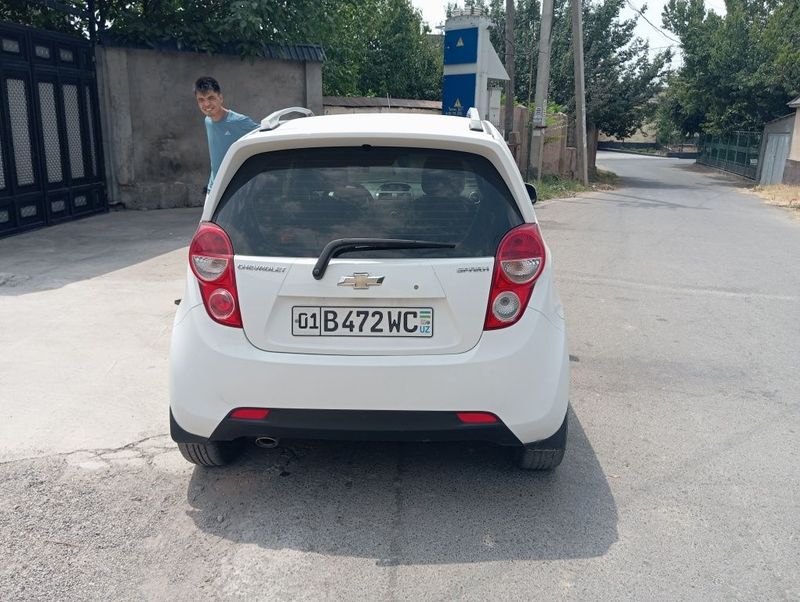 Автомобиль Спарк продаётся хороший состояние.Автомобил Спарк сотилади