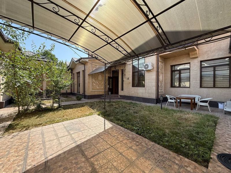 Продам 2 этажный просторный дом Ракат Боши, ориентир Итальянское посол Продам 2 этажный просторный дом Ракат Боши, ориентир Итальянское посол