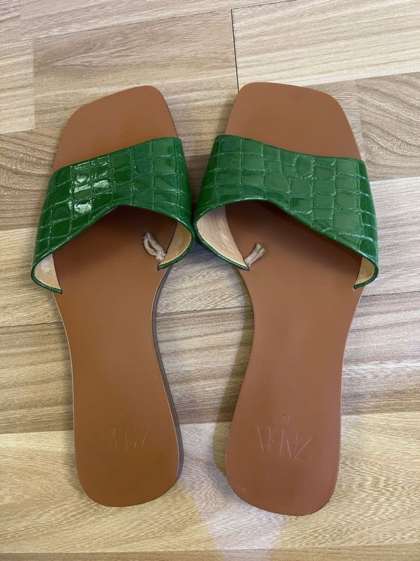 Шлепки женские zara Шлепки женские zara
