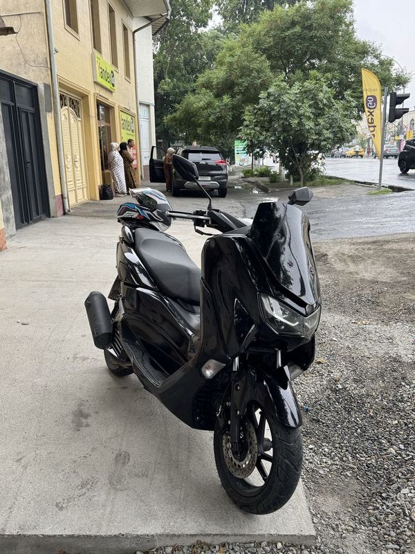 Skuter n-max kawasaki Skuter n-max kawasaki