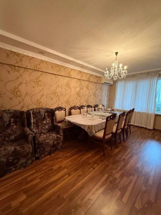 Квартира на Ц5 3 комнатная, сзади ресторана На Небе Квартира на Ц5 3 комнатная, сзади ресторана На Небе