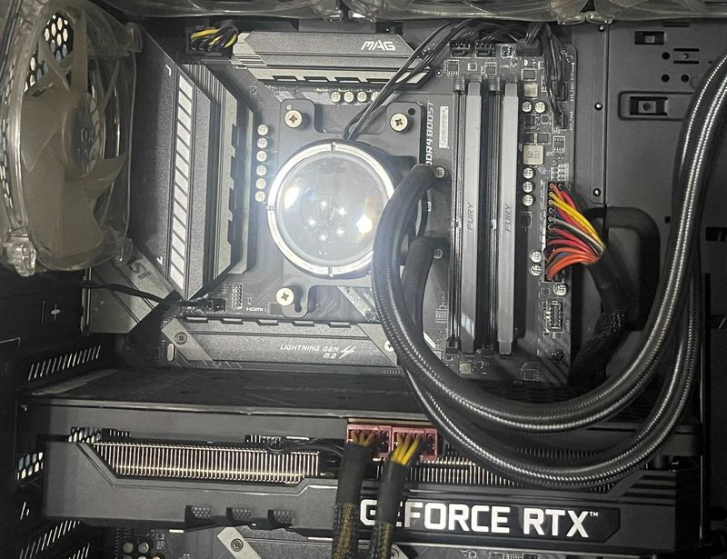 Комплект-ПК Ryzen 7 3700X + B550 Tomohawk + 64 GB DDR4 + Chieftec 750W Комплект-ПК Ryzen 7 3700X + B550 Tomohawk + 64 GB DDR4 + Chieftec 750W