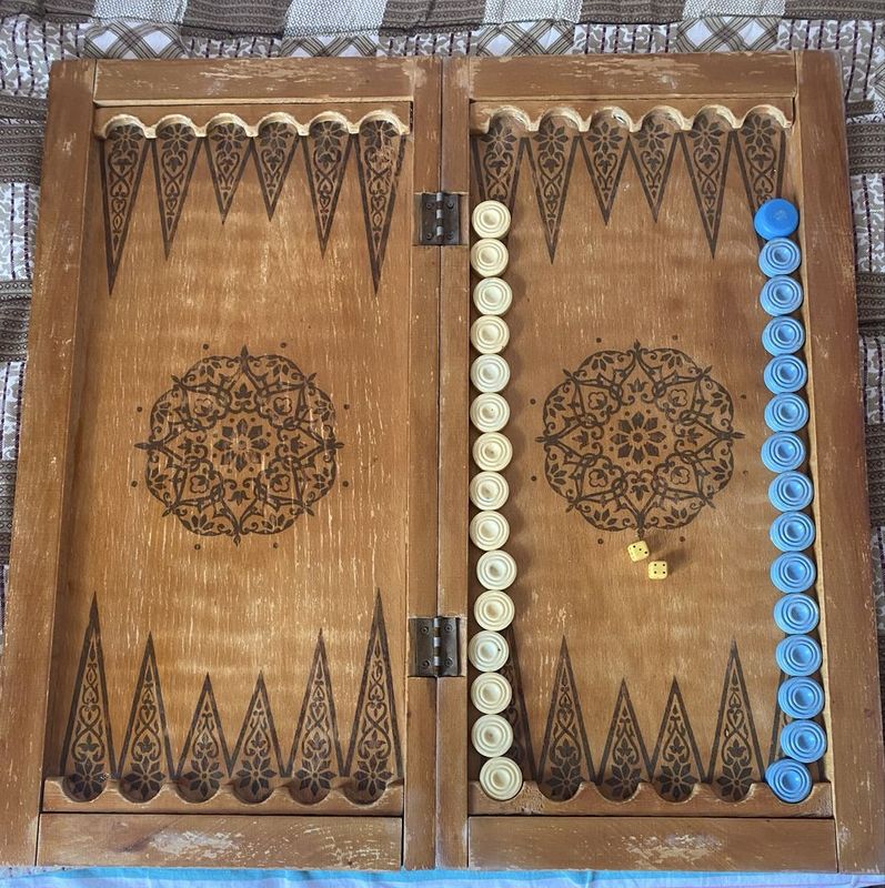 Нарды , настольная игра Нарды , настольная игра
