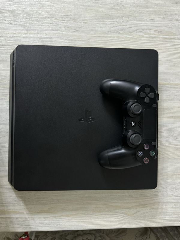 Play Station 4 Slim500gb