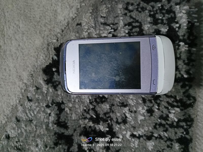 nokia c2-06 sensorli ekran ishlaydi