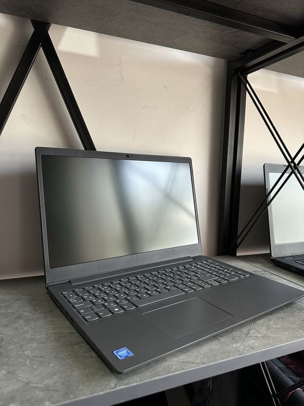 Ноутбук LENOVO V15-IGL Ноутбук LENOVO V15-IGL