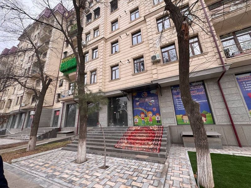 Продается нежилое помещение/коробка-150 м2 на Каракамыш, Джами базар Продается нежилое помещение/коробка-150 м2 на Каракамыш, Джами базар