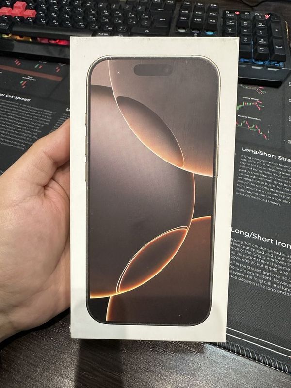 Продам Iphone 16 Pro 128gb Desert Titanium New