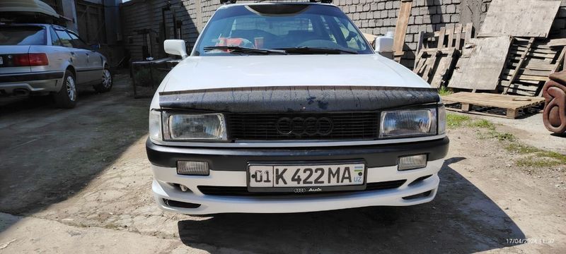 Продаётся Audi 80. Бензин 3.500 $