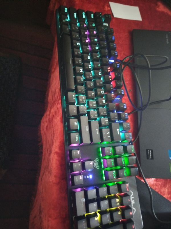 S2022 mechanical RGB klaviatura S2022 mechanical RGB klaviatura