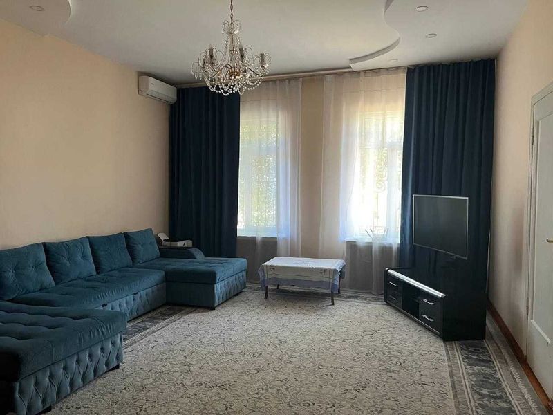 ул.Бахадыра ТРЦ Некст 4-ком 150 м² 4-сот ремонт меб/тех можно под офис ул.Бахадыра ТРЦ Некст 4-ком 150 м² 4-сот ремонт меб/тех можно под офис