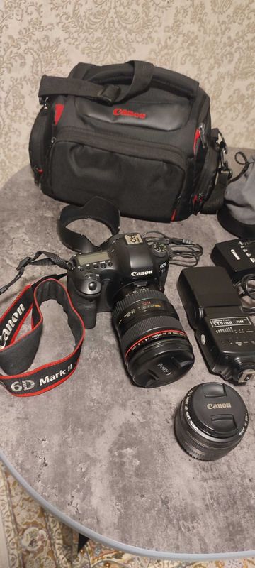ПРОДАЮ (б/у)! комплект Canon 6D Mark II (Body) и 2 объектива ПРОДАЮ (б/у)! комплект Canon 6D Mark II (Body) и 2 объектива