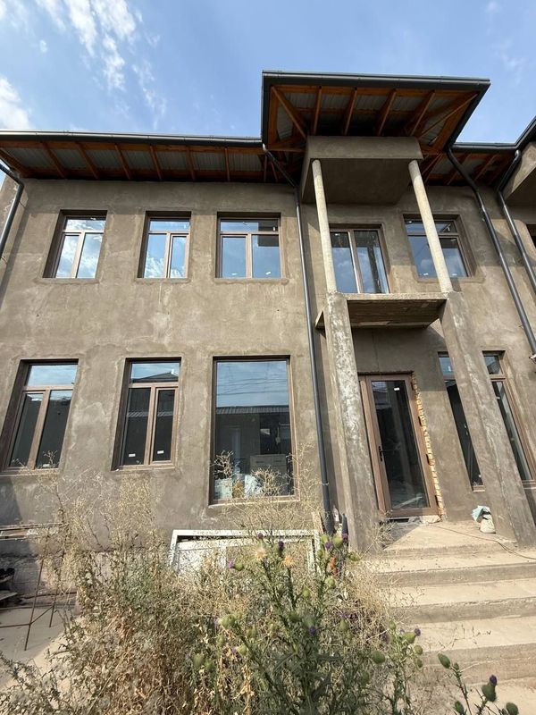 Мирзо Улугбекский район, Учхоз, Алишеробод