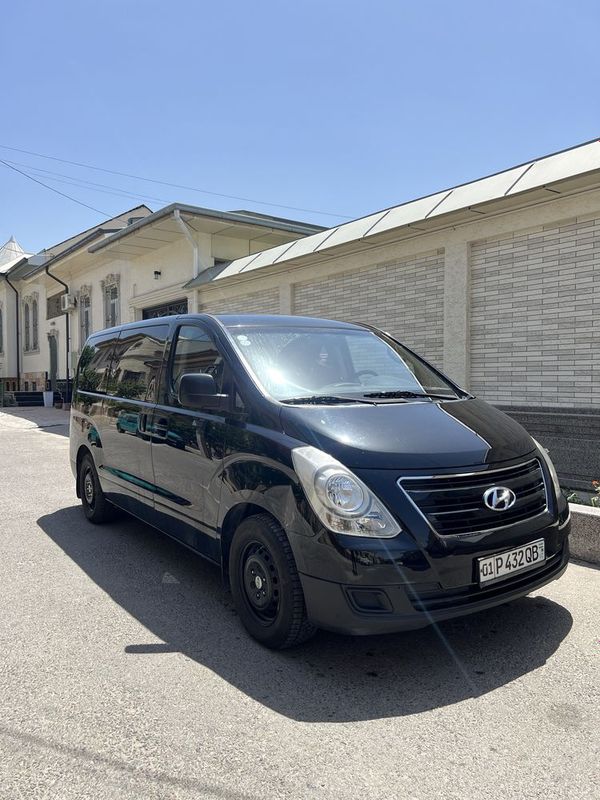 Hyundai H1 Starex 2017 benzin Hyundai H1 Starex 2017 benzin