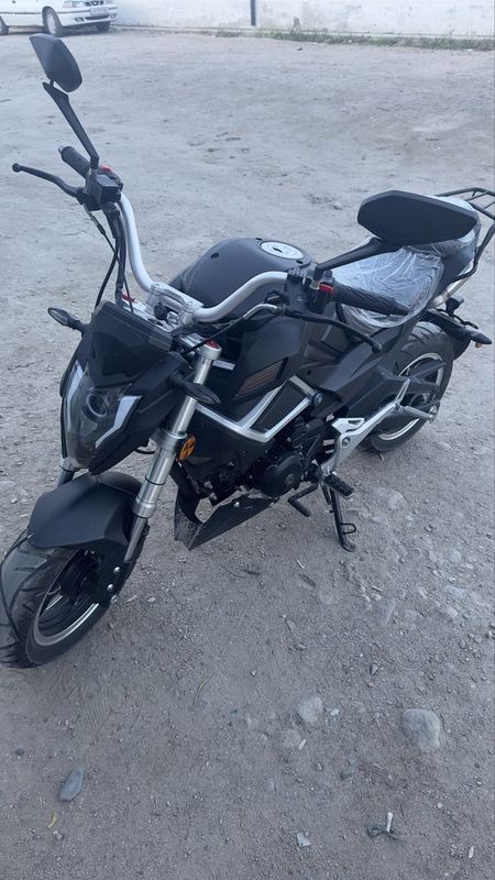 Motosikl wasat sport srochna sotiladi Motosikl wasat sport srochna sotiladi