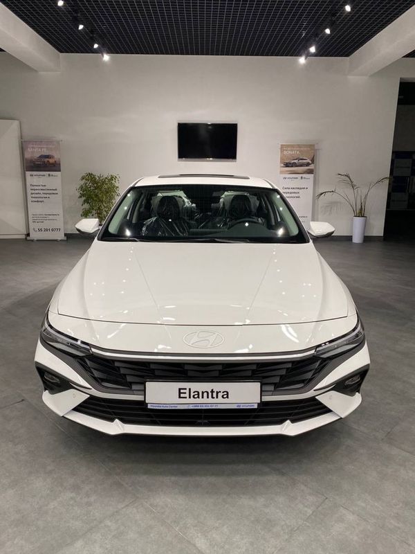 Hyundai elantra 2025