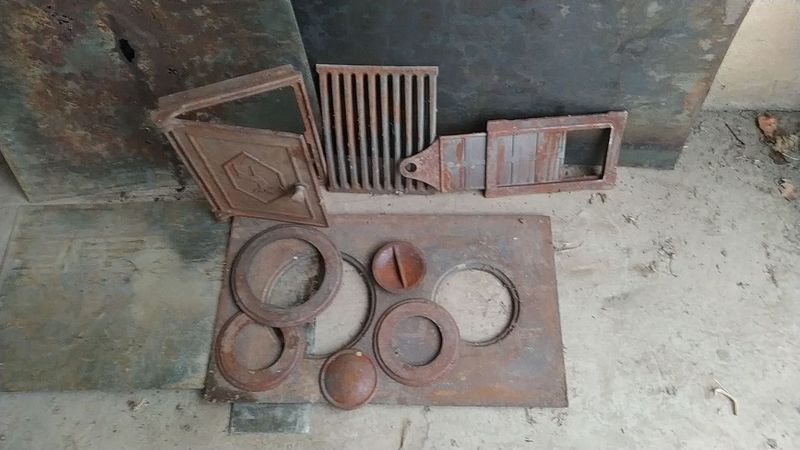 продается чугунная печь