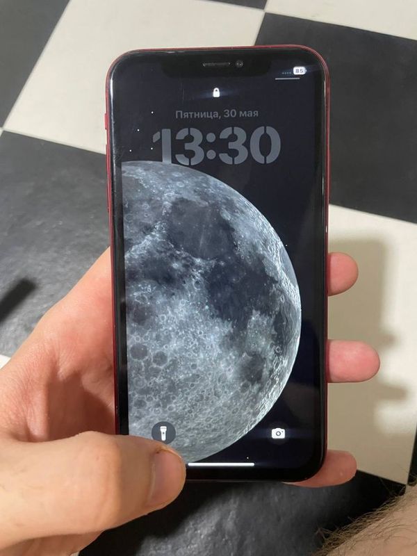 iphone xr sotiladi
