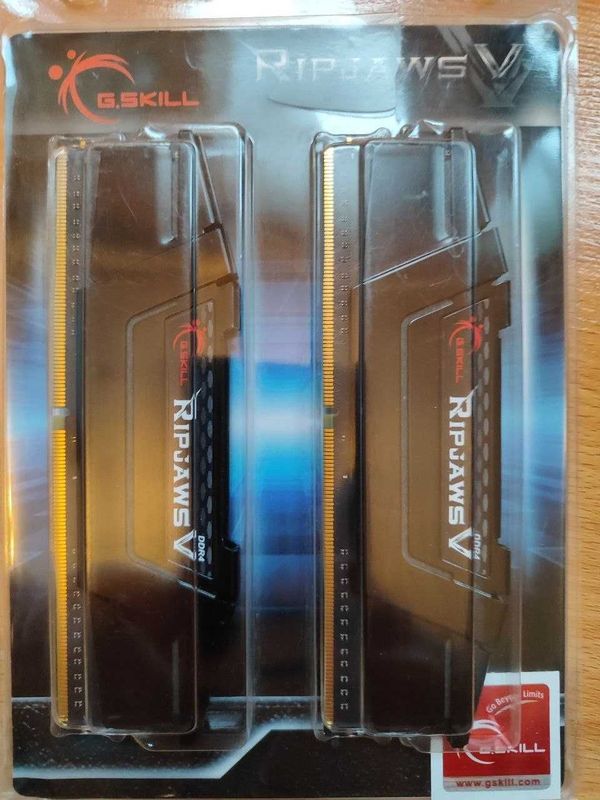 G.SKILL 16GB (2 x 8GB) Ripjaws V DDR4 оперативная память. Комплект G.SKILL 16GB (2 x 8GB) Ripjaws V DDR4 оперативная память. Комплект