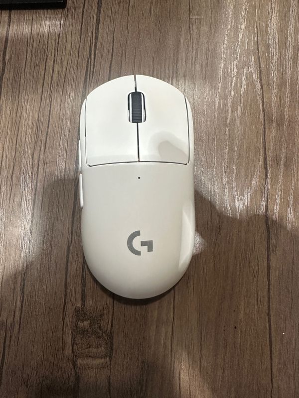 Logitech Pro SUPERLIGHT белая! Ким биринчи улгурган инсонга сотамиз! Logitech Pro SUPERLIGHT белая! Ким биринчи улгурган инсонга сотамиз!
