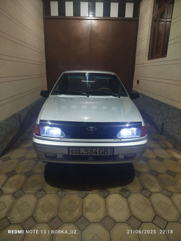 Lada 115 (petnashka) sotiladi Lada 115 (petnashka) sotiladi