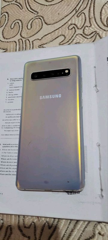 samsung s 10 5G samsung s 10 5G