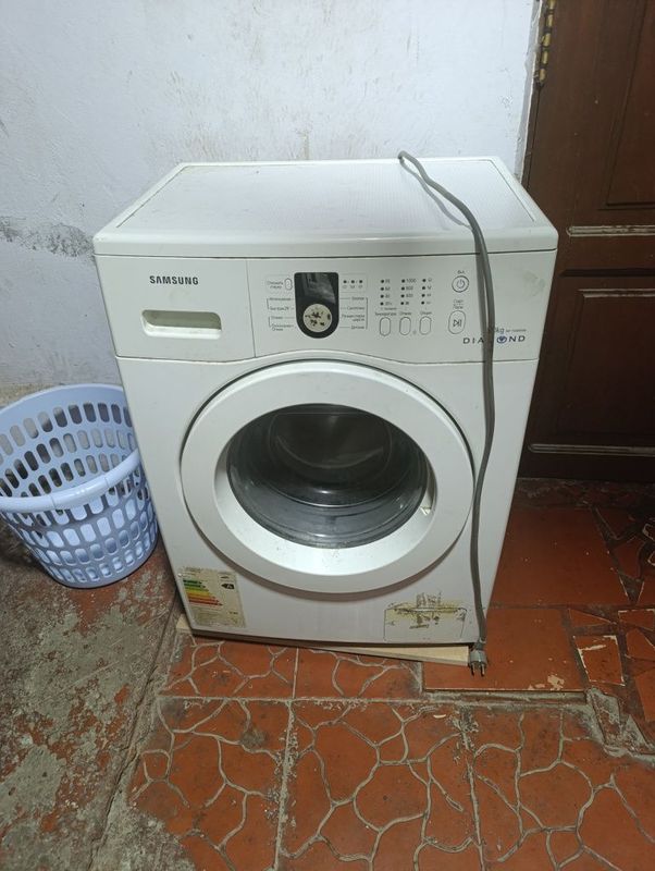 Продается стиральная машина Самсунг