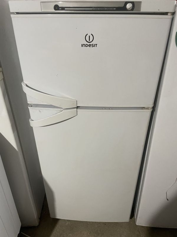xolodilnik indesit xolodilnik indesit