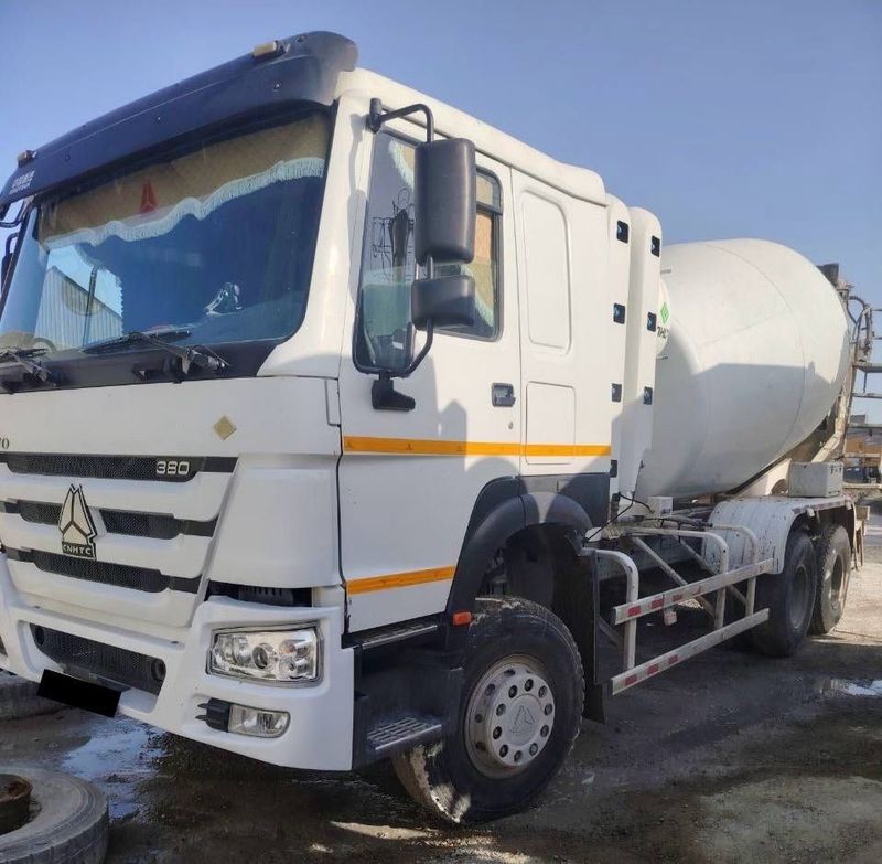 Автомиксер Howo 10 кублик газлик срочно сотилади Автомиксер Howo 10 кублик газлик срочно сотилади